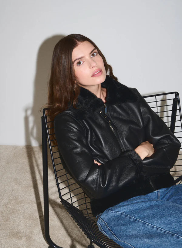 Esmaee Outrider Jacket - Black