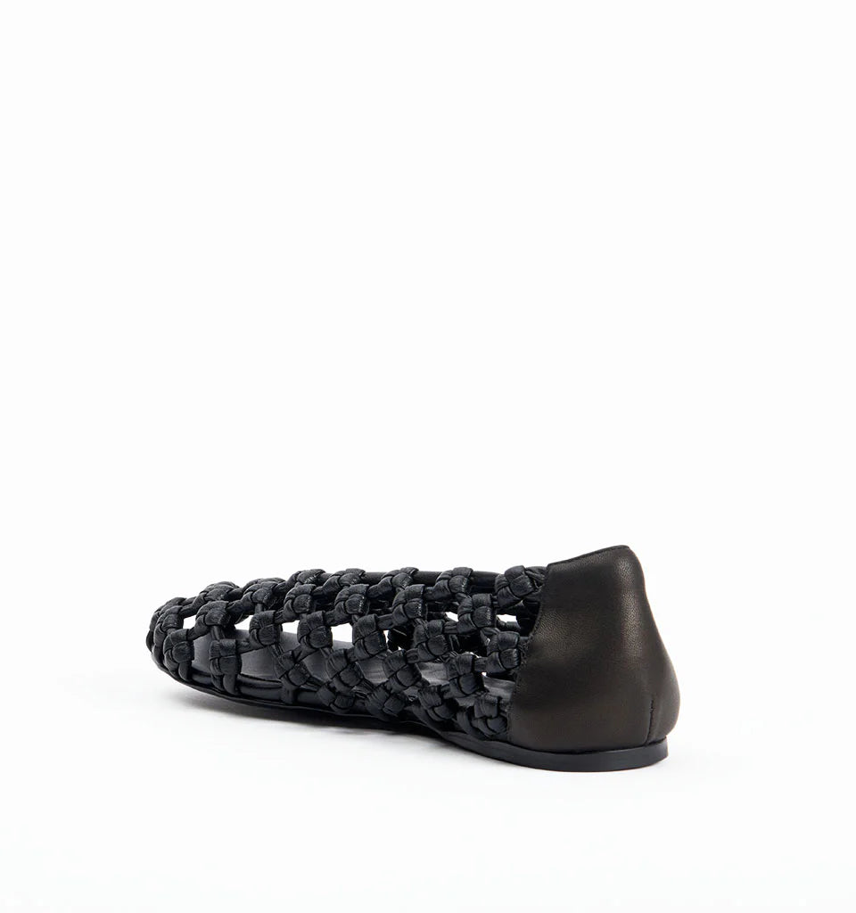 Alias Mae Wright Flat- Black