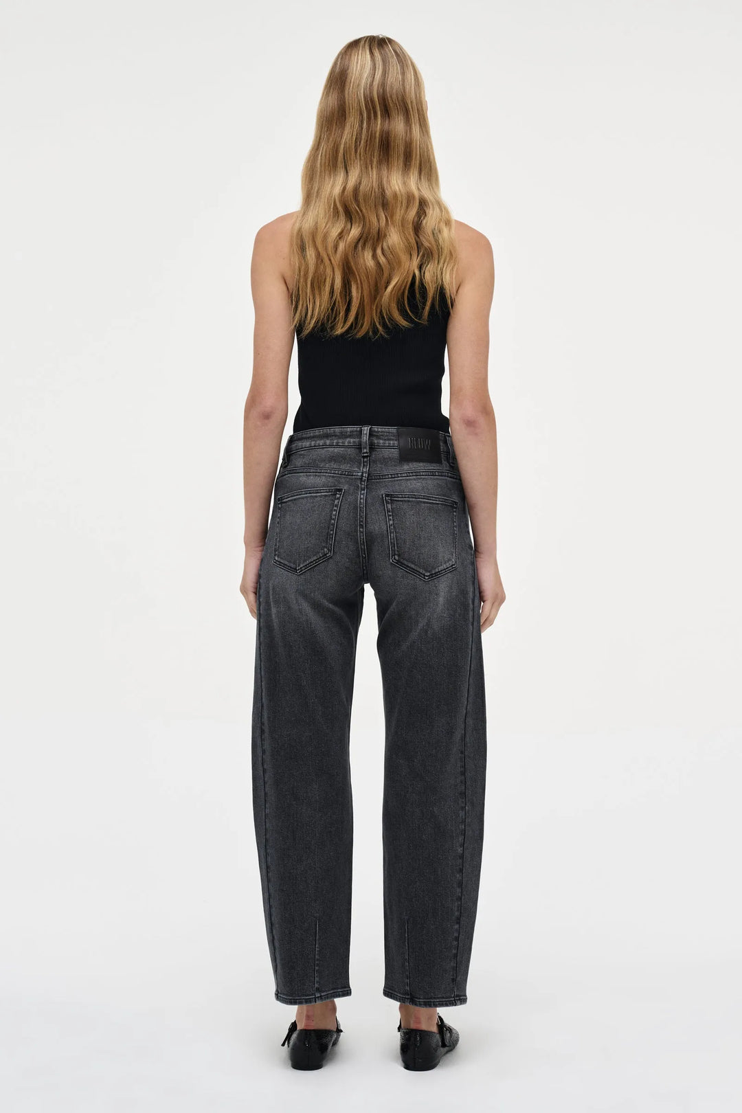Neuw Denim Amber Barrel Jean-Washed Black