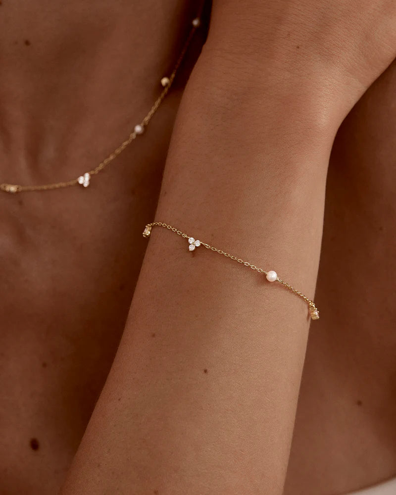 By Charlotte Moonlit Bloom Pearl Bracelet - 18k Gold Vermeil