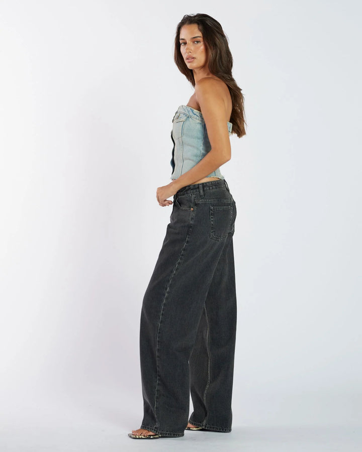 Dr Denim Hill Low Jean - Aged Black