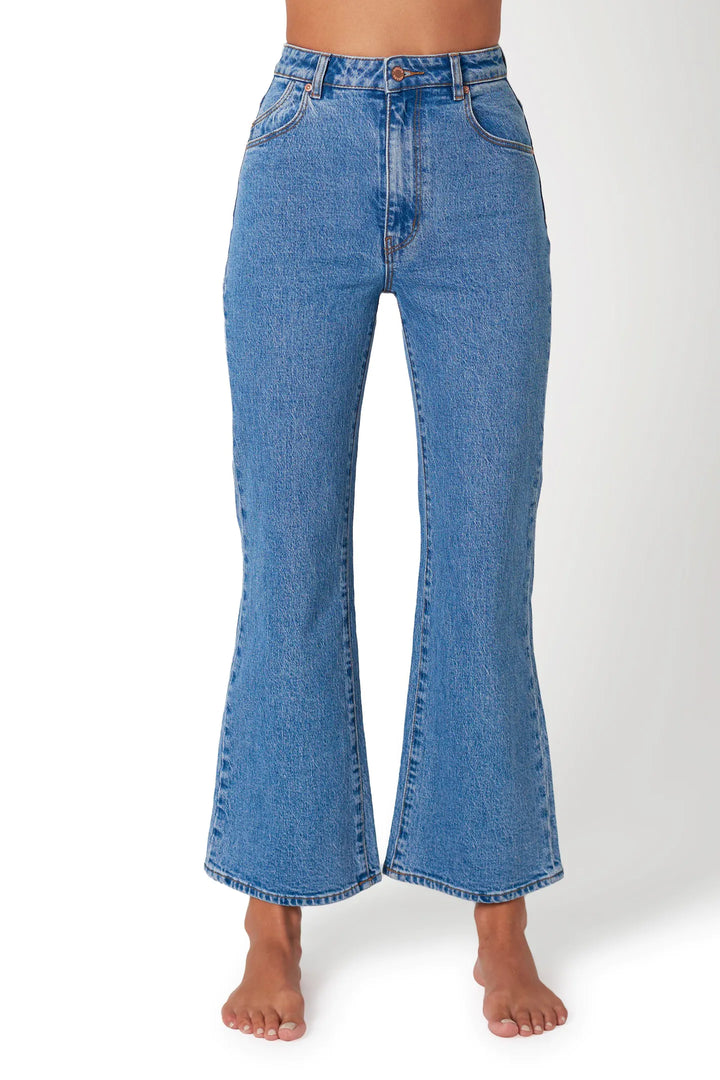 Rolla's Eastcoast Flare Ankle Jean - Lucy Blue Mid Vintage Blue