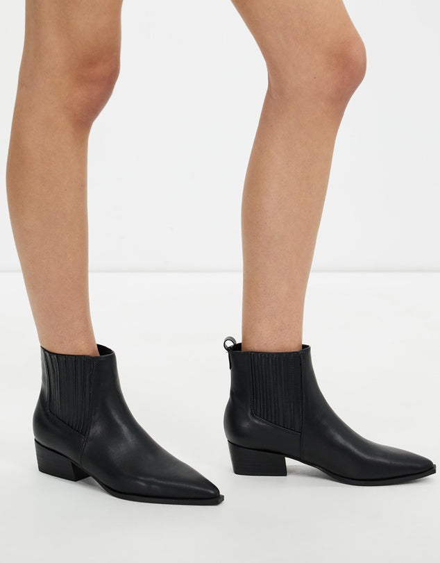 Billini Ginny Boot - Black