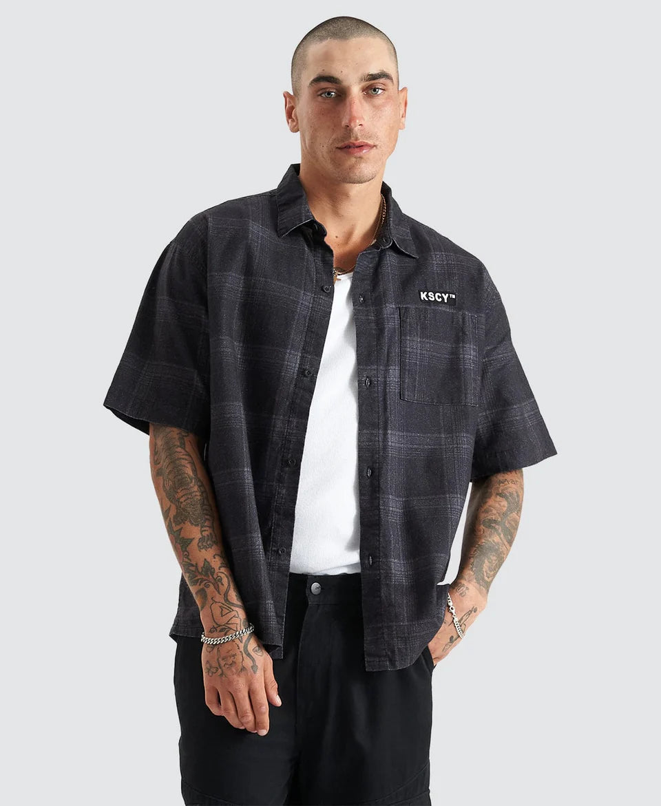 Kiss Chacey Elysian Short Sleeve Shirt - Black/Charcoal