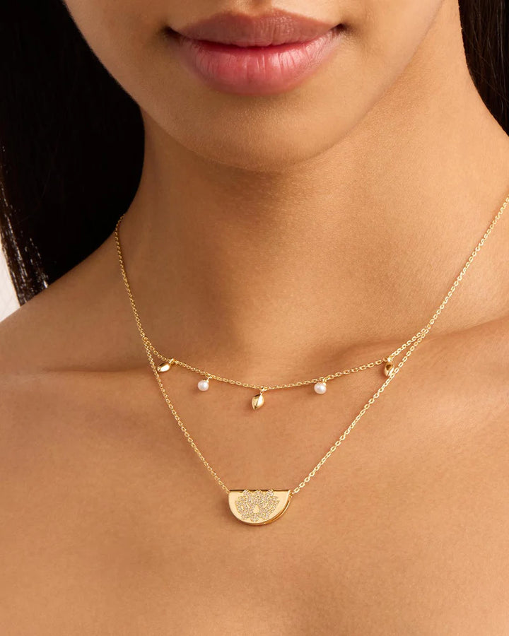 By Charlotte Live In Peace Lotus Necklace - 18k Gold Vermeil