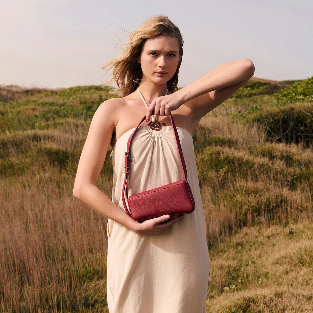 Status Anxiety Overnight Obsession Bag - Rogue