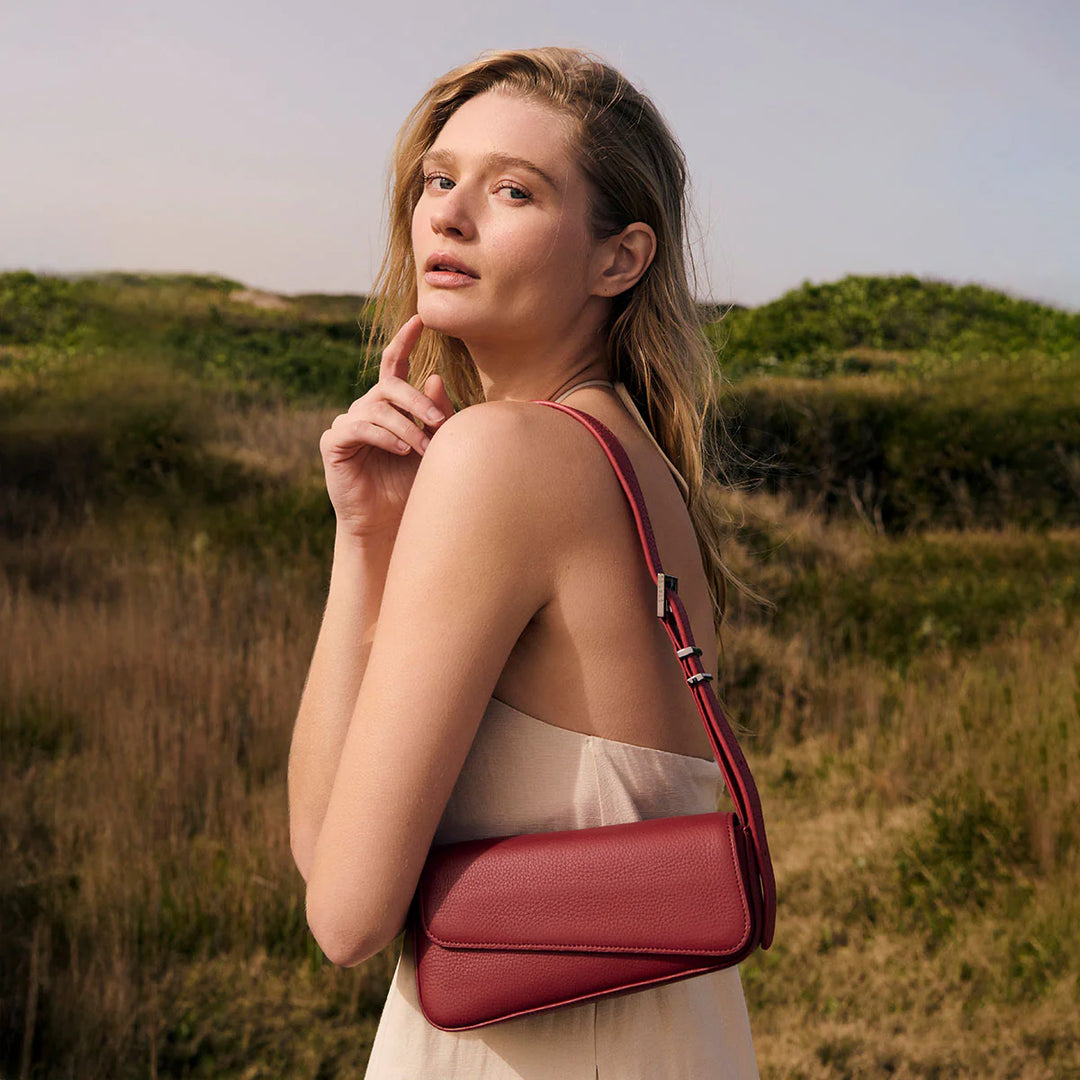 Status Anxiety Overnight Obsession Bag - Rogue