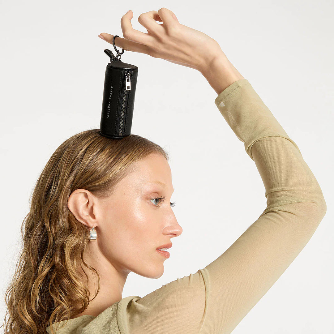 Status Anxiety Escape - Black