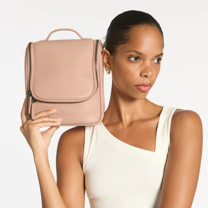 Status Anxiety Drifting Apart Toiletry Bag - Dusty Pink