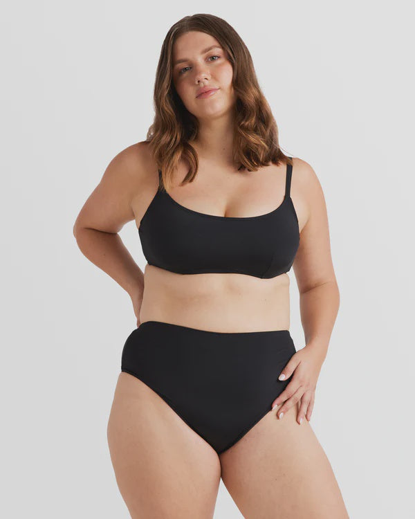 Billabong Sol Searcher Mia DD Bralette-Black Pebble