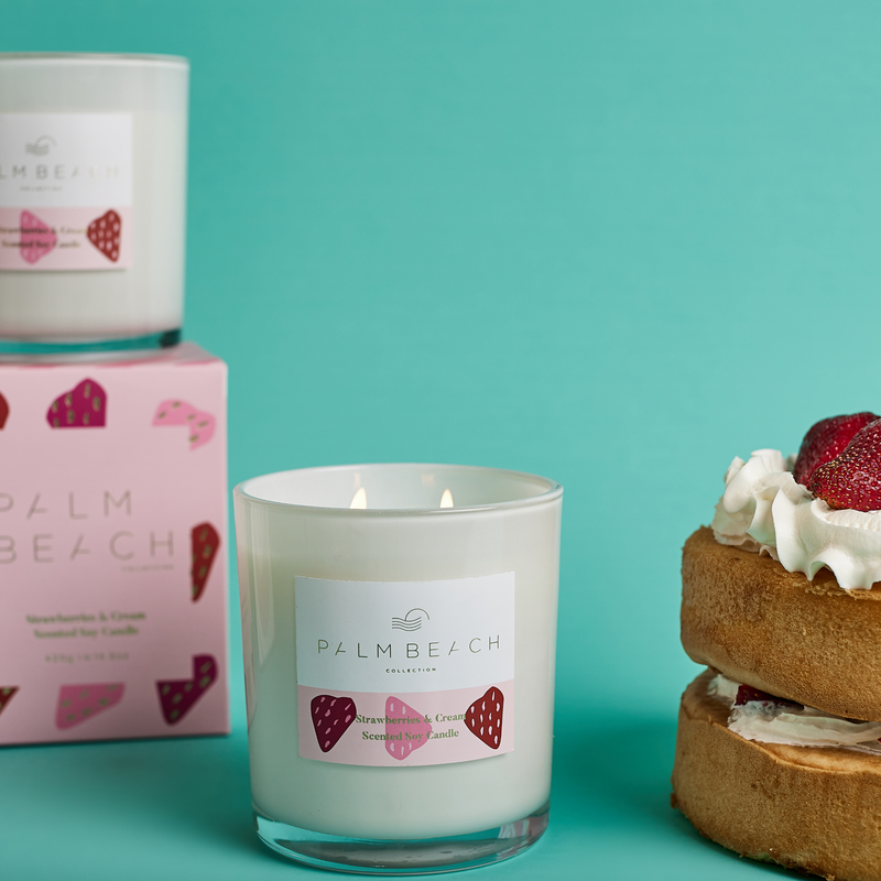 Palm Beach Limited Edition Standard Candle 420g - Strawberries & Cream