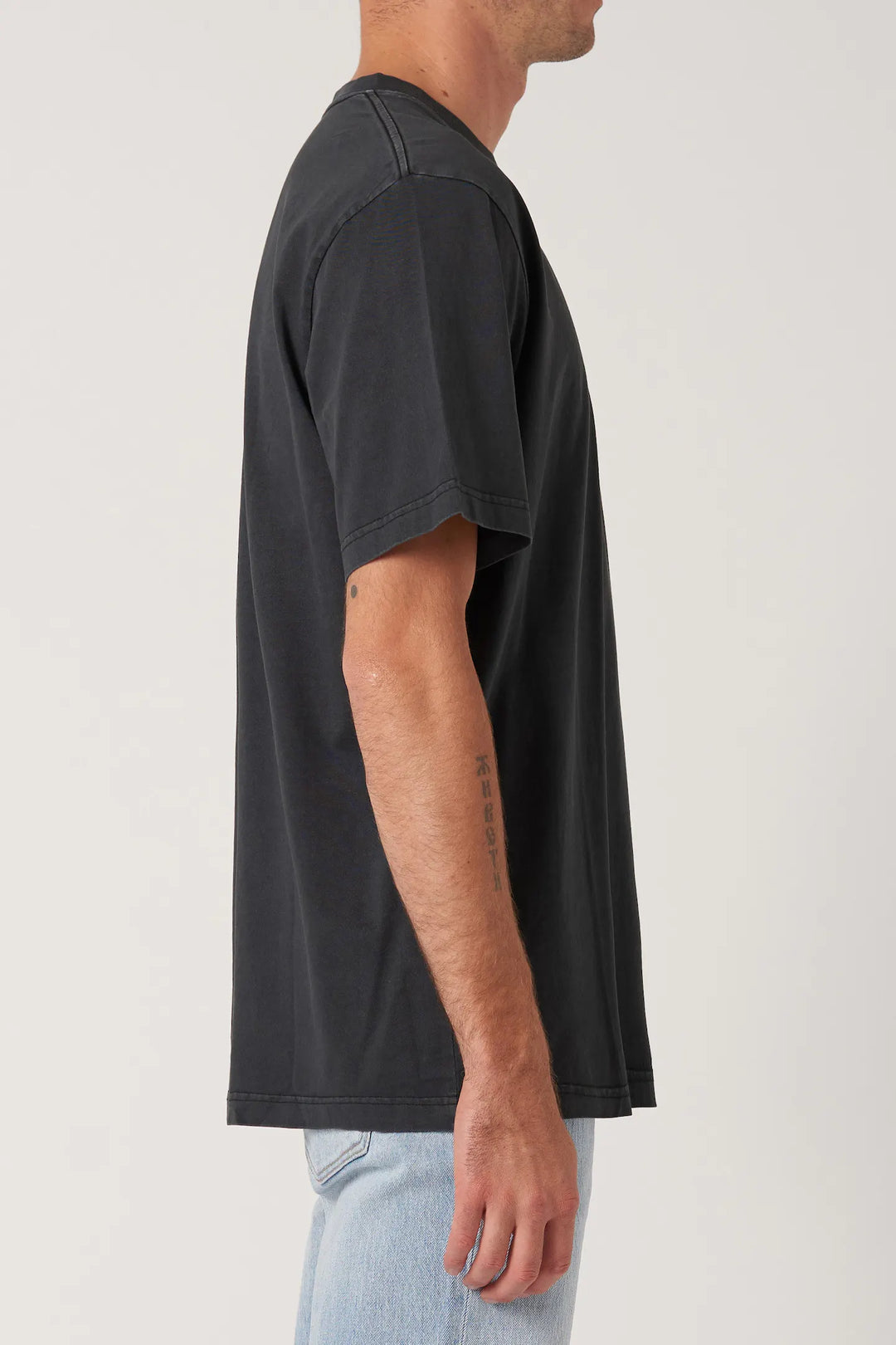 Samo Embroidery Tee - Black