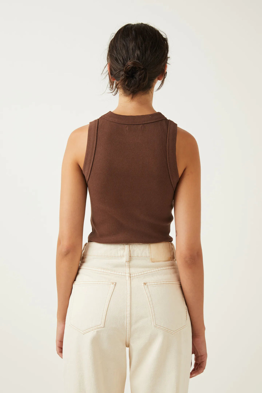 Jonesy Singlet - Dark Cocoa