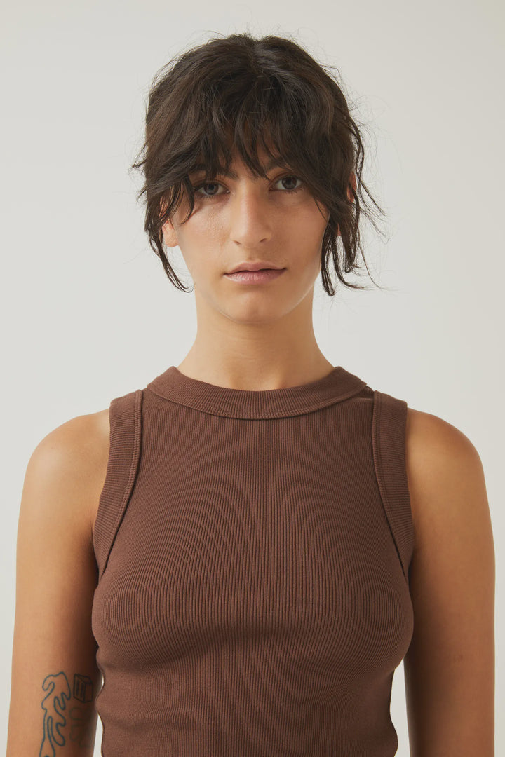 Jonesy Singlet - Dark Cocoa