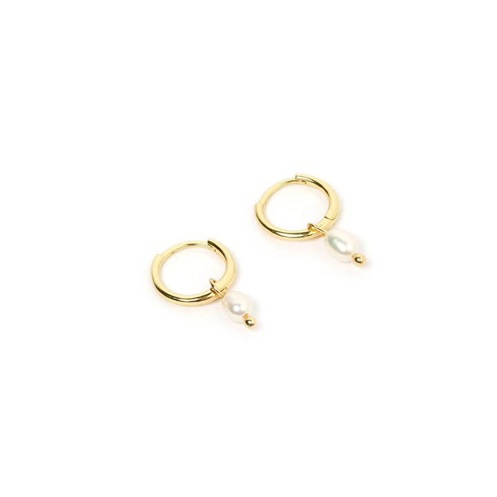 Arms Of Eve Cordelia Pearl Earrings- Gold