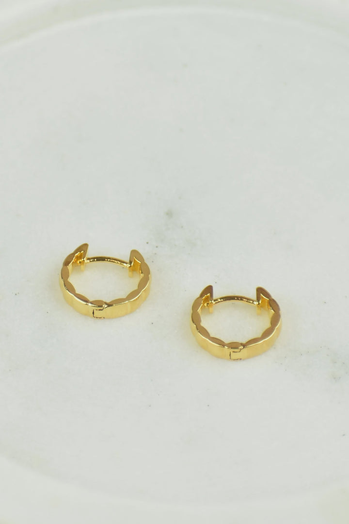 Lyric Small Hoop Earrings - Gold