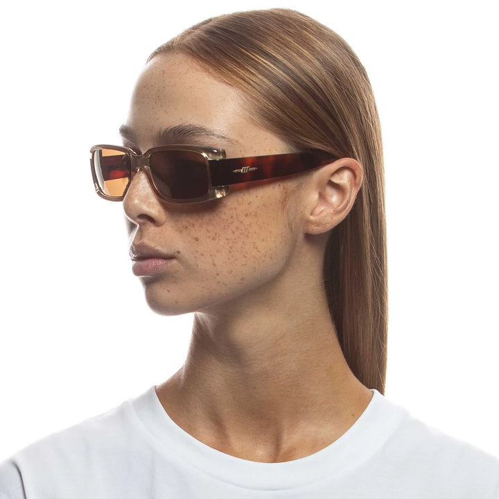 So Into You - Champagne/Toffee Tort