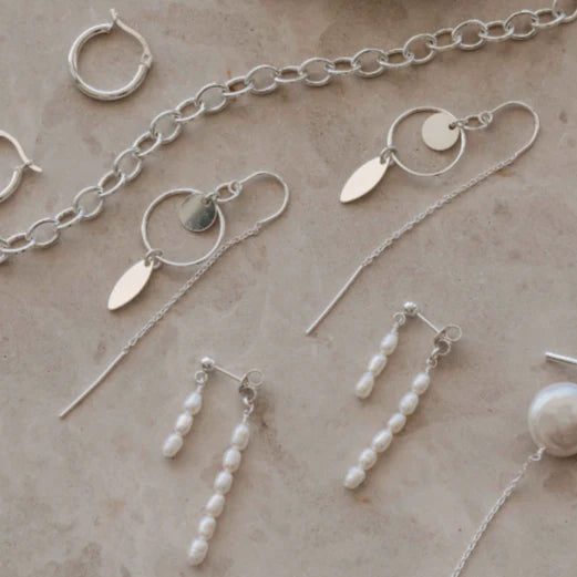 Aimee Freshwater Pearl Earrings- Silver