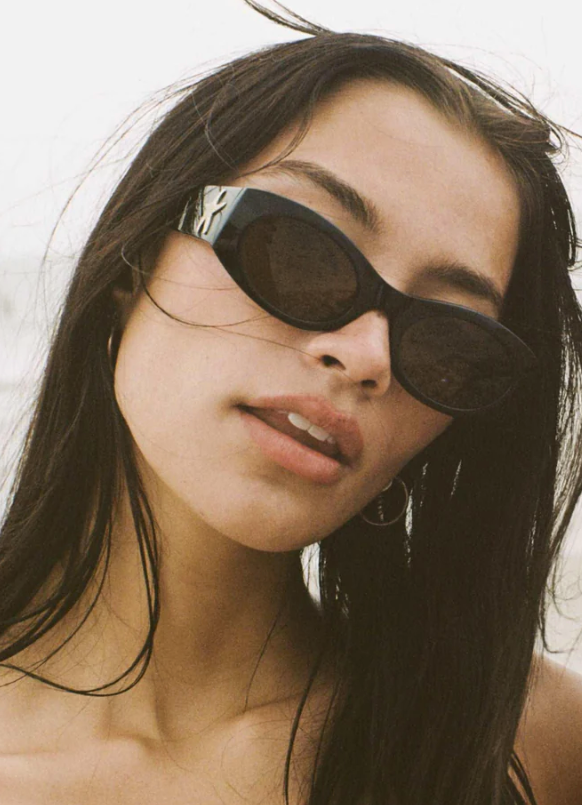 Suede - Black Polished/Bronze Amber