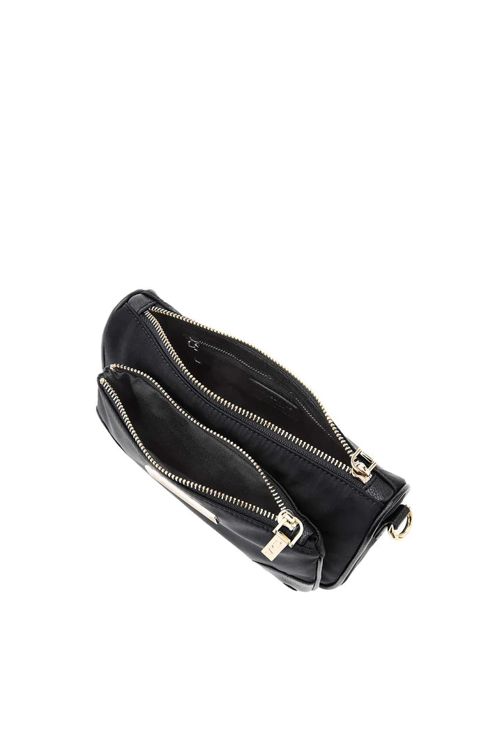 The Hunter - Kia Black/Gold