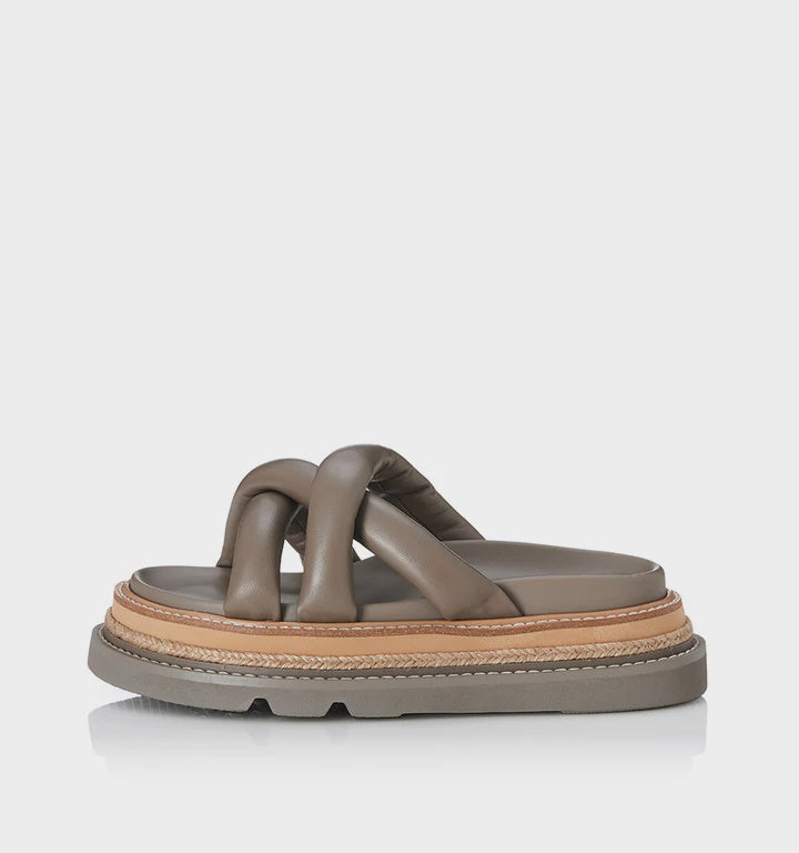 Alias Mae Verity Slide - Taupe Leather