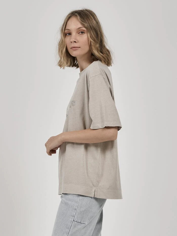 Healing Rays Box Fit Tee - Pavement