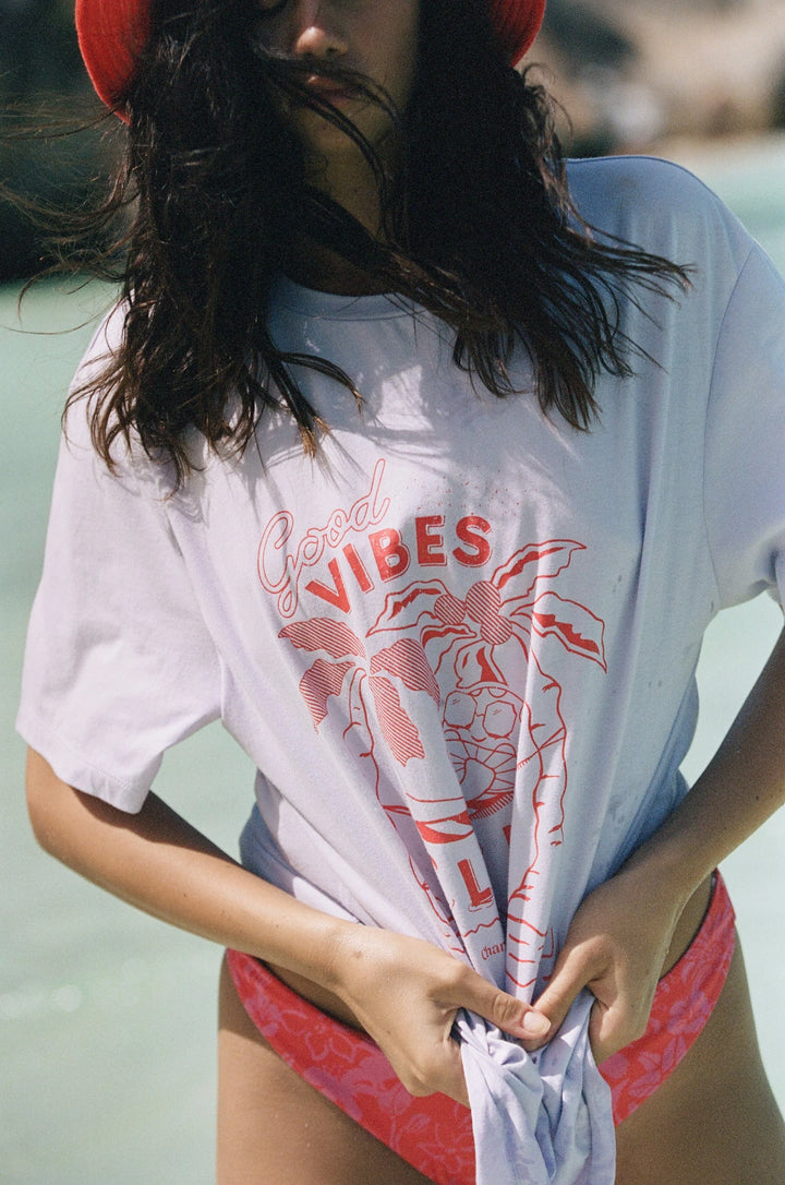 Good Vibes Club Boyfriend Tee - Lilac