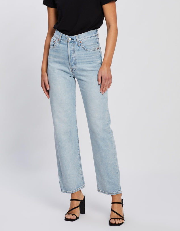 Levi's Ribcage Straight Ankle Jean - Middle Road