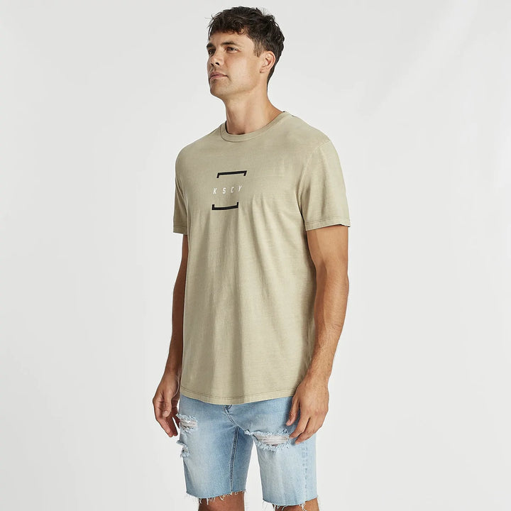 Flashing Dual Curved Tee - Pigment Sand