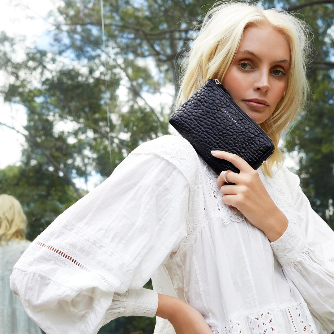 Smoke and Mirrors- Black Bubble